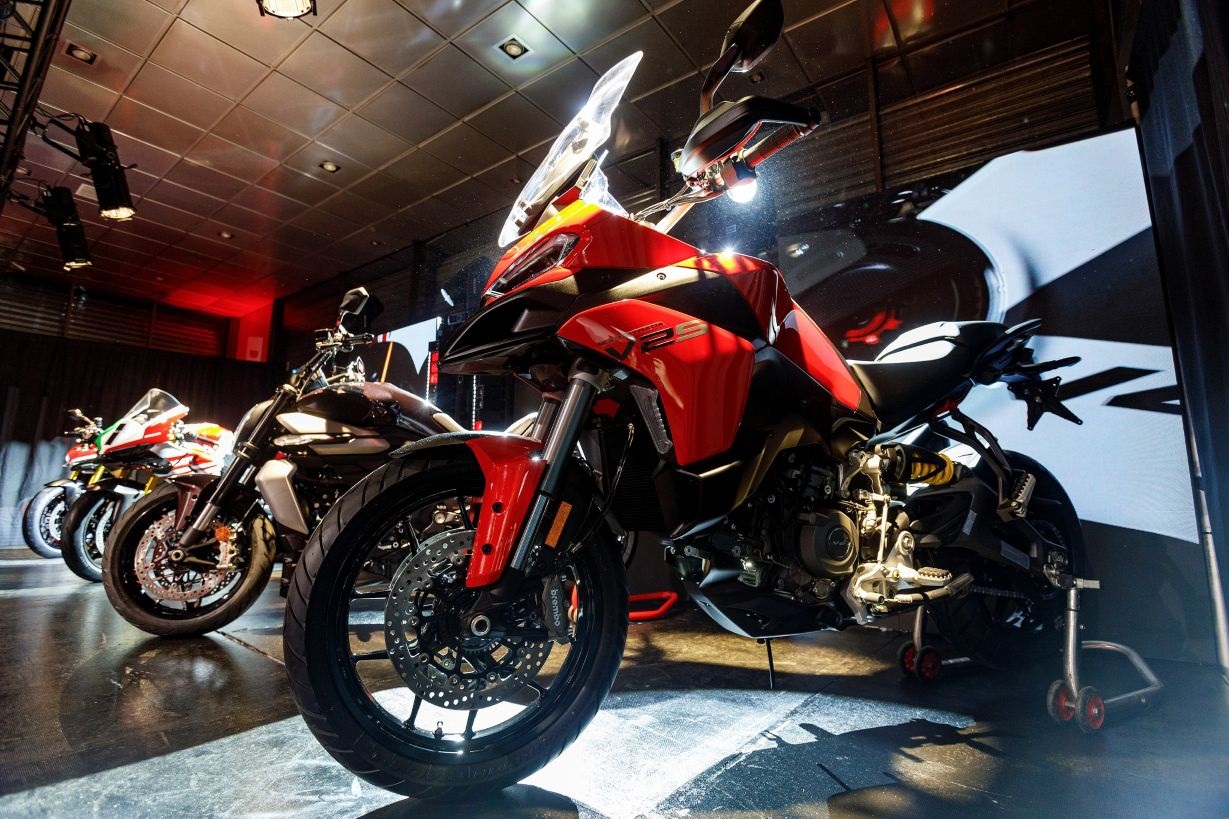 Ducati cambia el mapa con motocross y un portafolio renovado