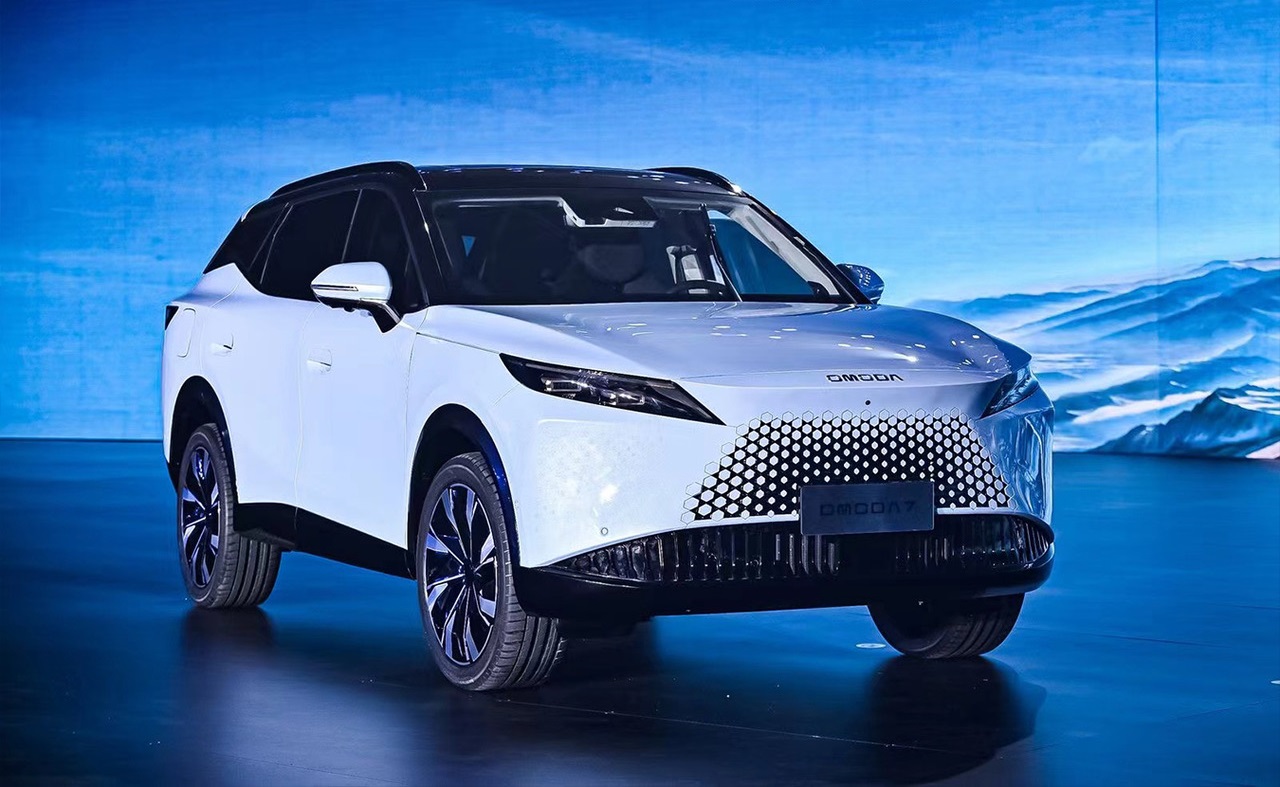 OMODA C7 llegará en noviembre y busca revolucionar el mercado automotor