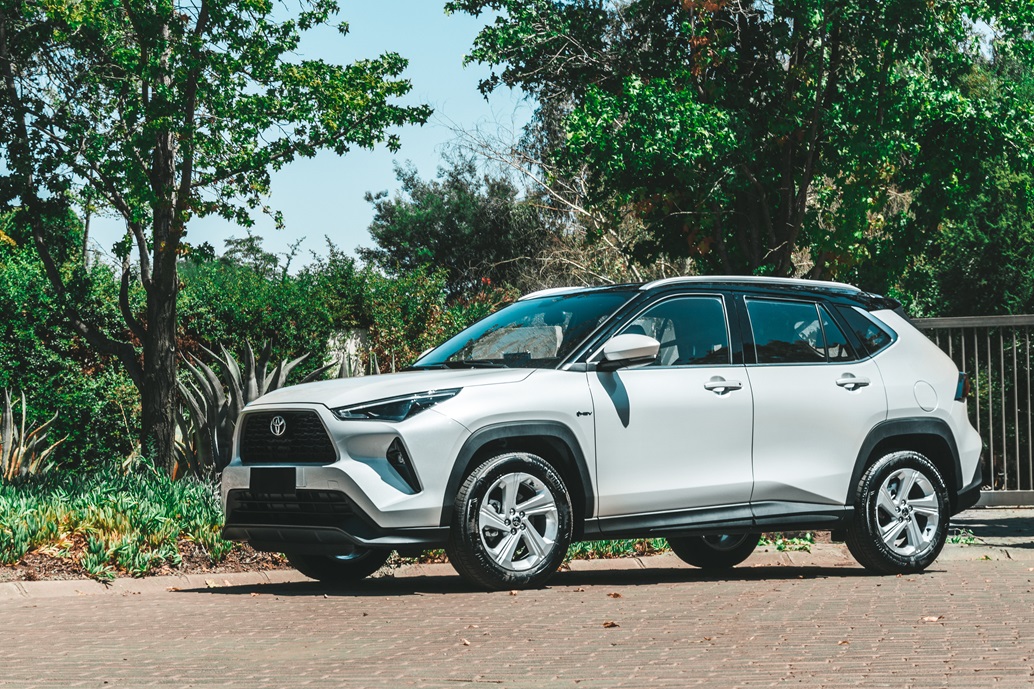 Toyota impulsa récord en ventas de híbridos en Chile con un alza del 54%