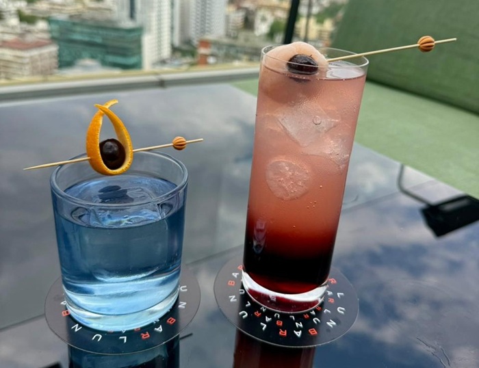 Misterio en las alturas: Luna Bar celebra Halloween bajo las estrellas