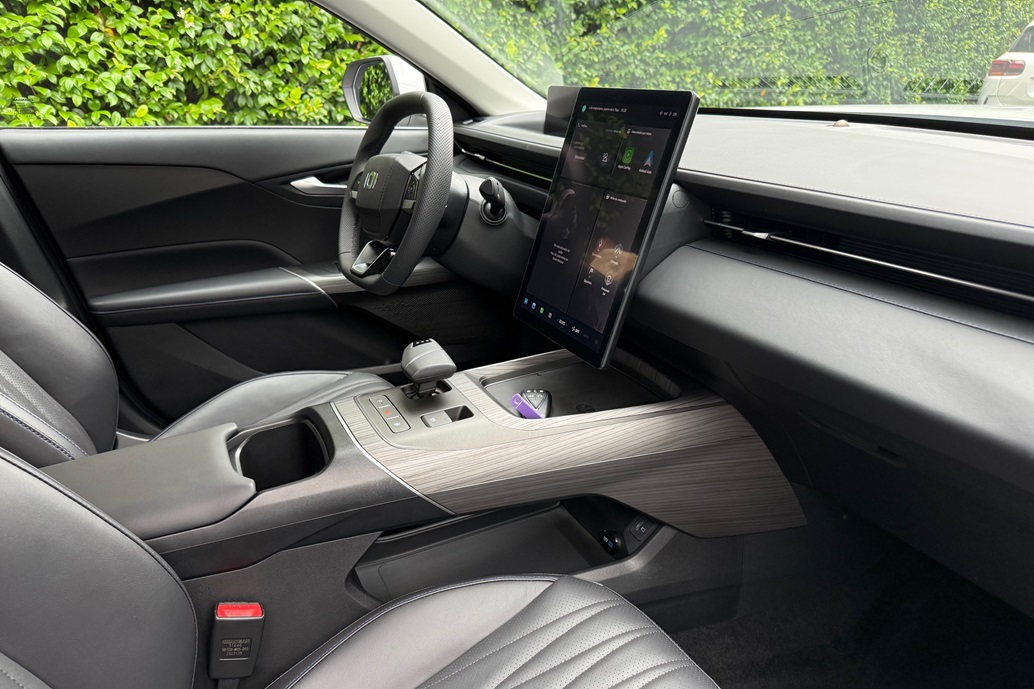 Changan EADO PLus IDD interior