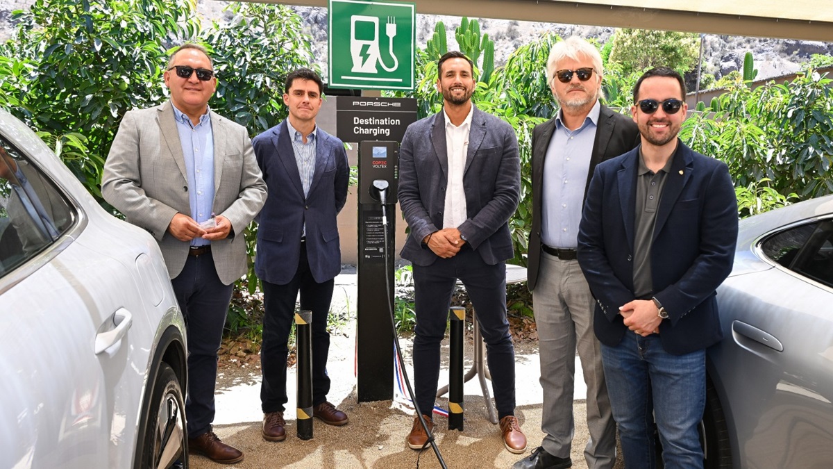 Porsche en Chile inaugura Corredor Verde Valle del Elqui