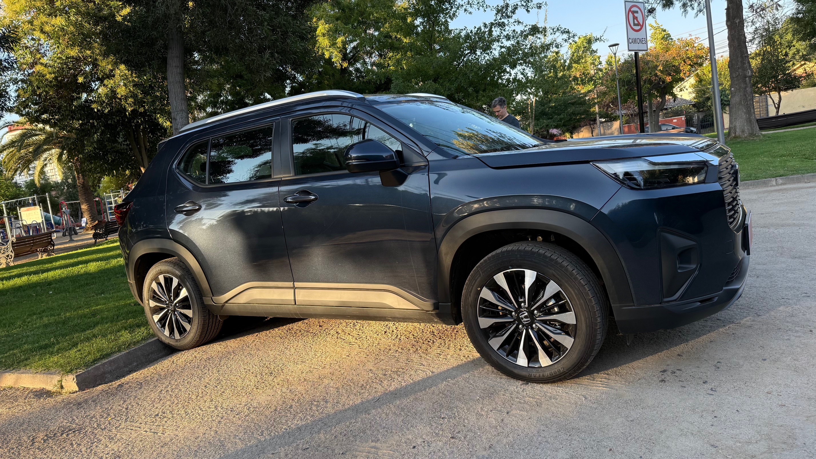 Test Drive Honda WR-V lateral
