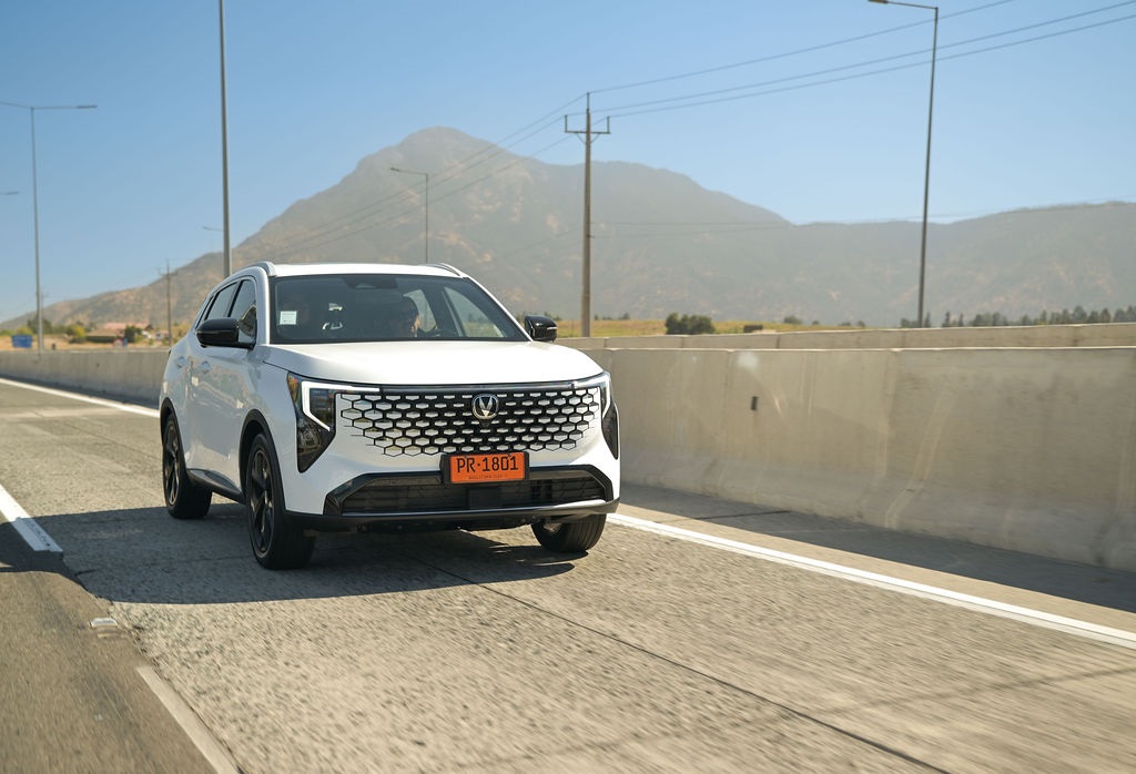 Changan CS55 Plus ruta autopista