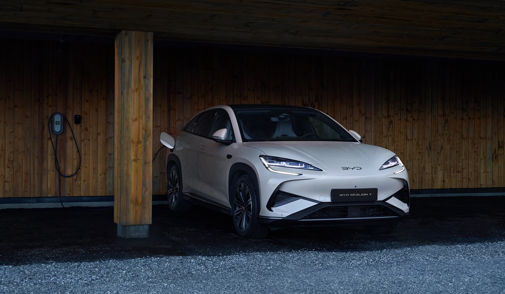 BYD Sealion 7 blanco