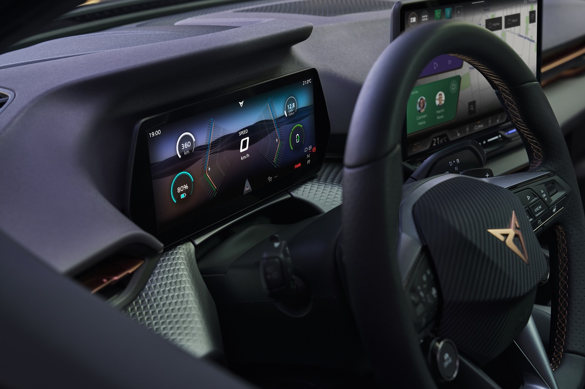 Cupra Raval pantalla