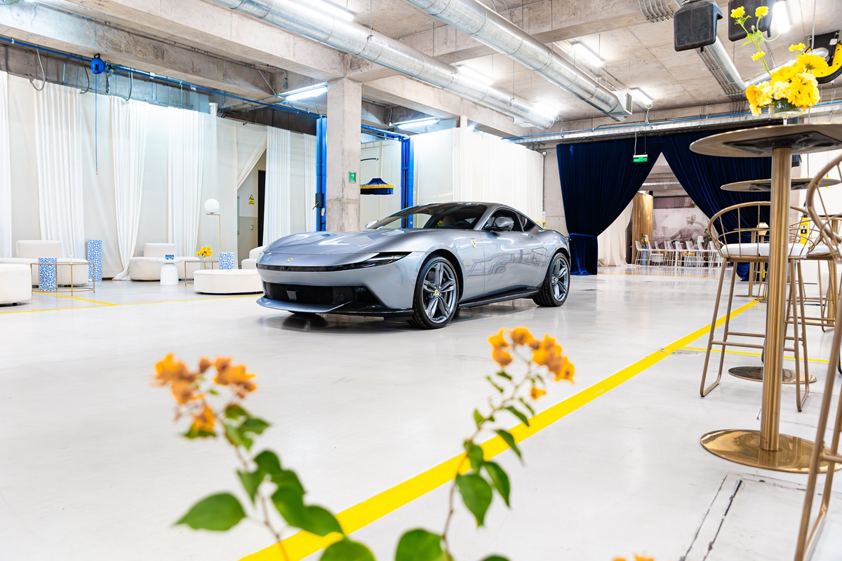 Ferrari Amalfi portada