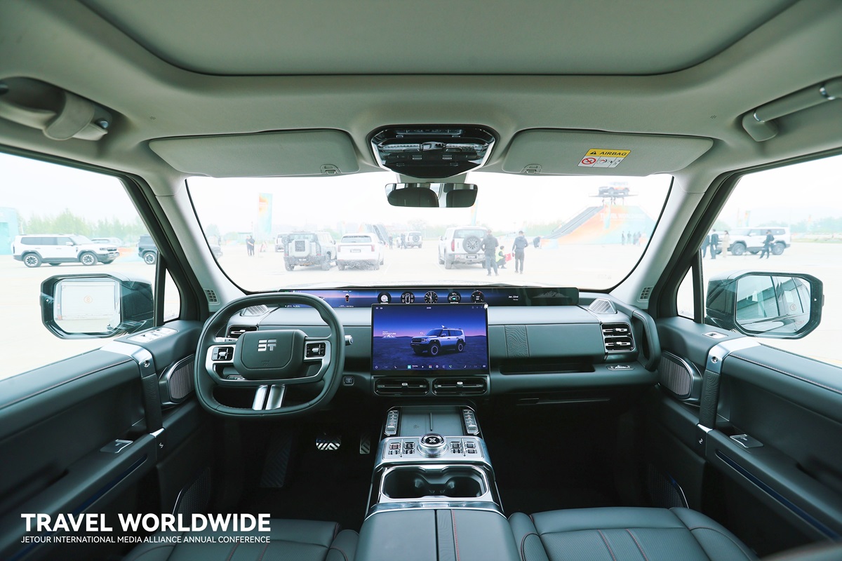 Jetour G700 interior