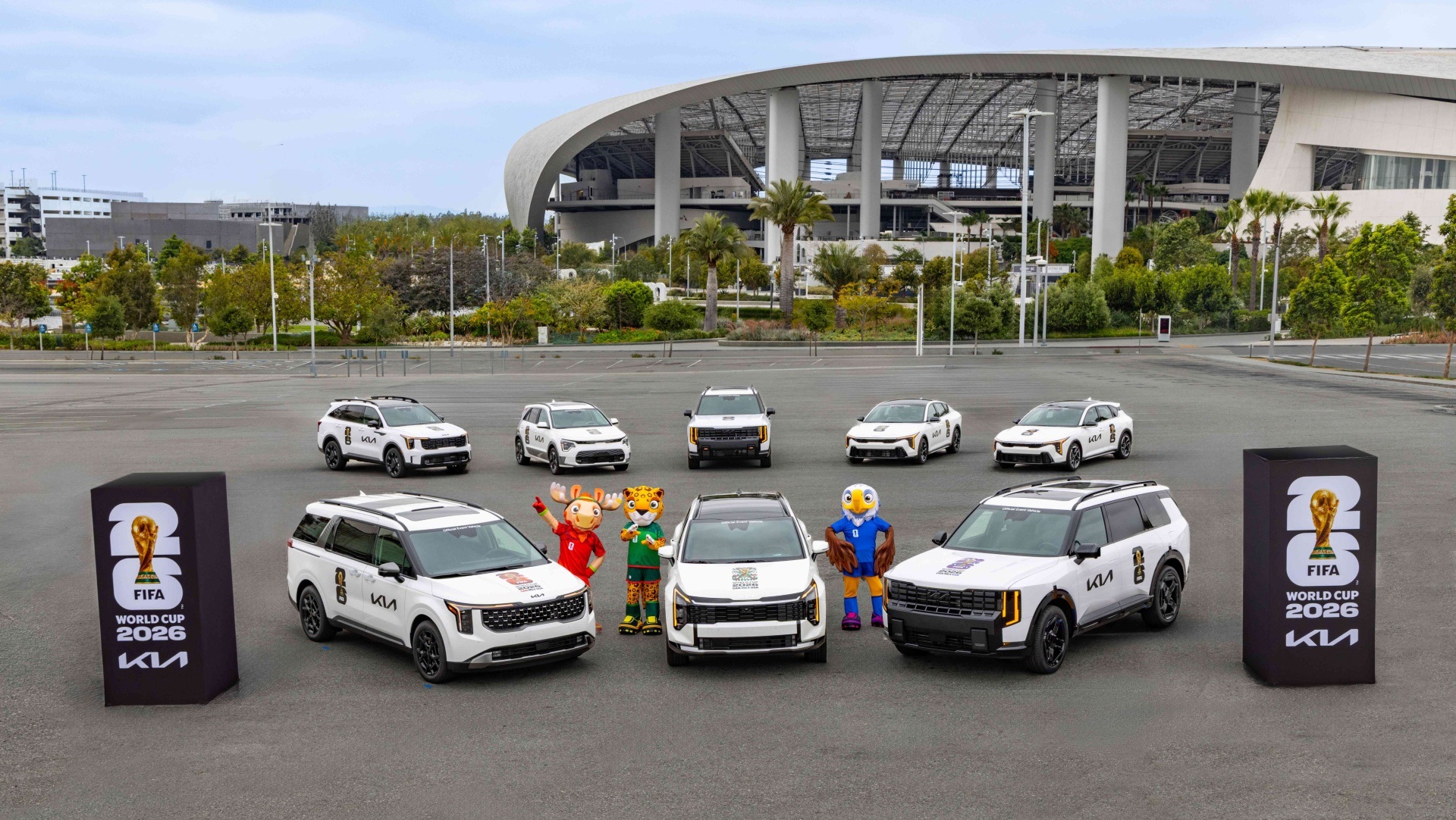 Kia marca un hito global de la Copa Mundial de la FIFA 2026™ con la entrega oficial de la flota de vehículos