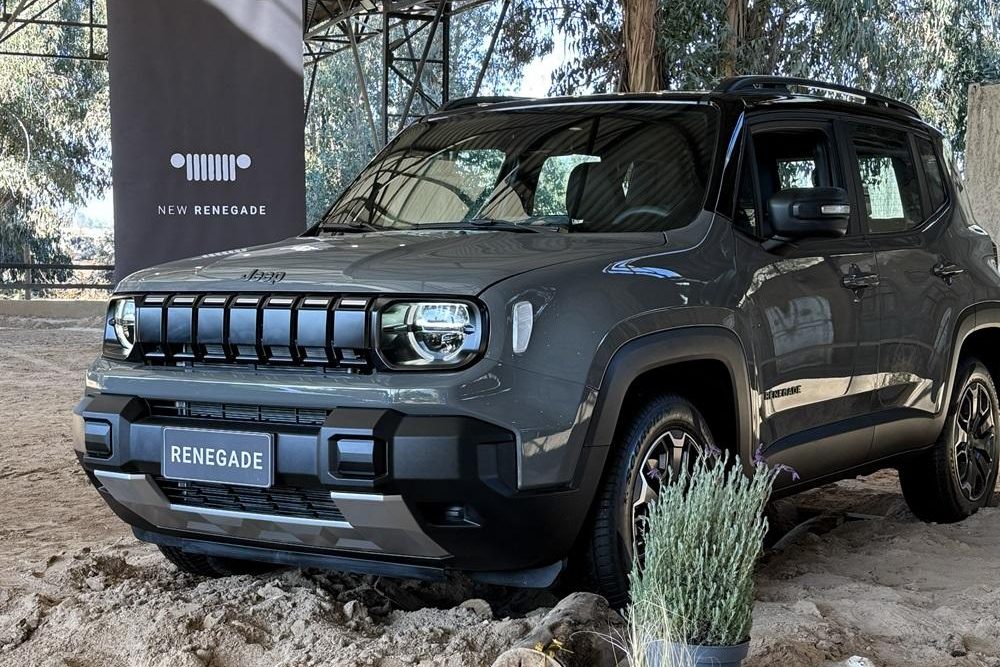 Jeep Renegade (1)