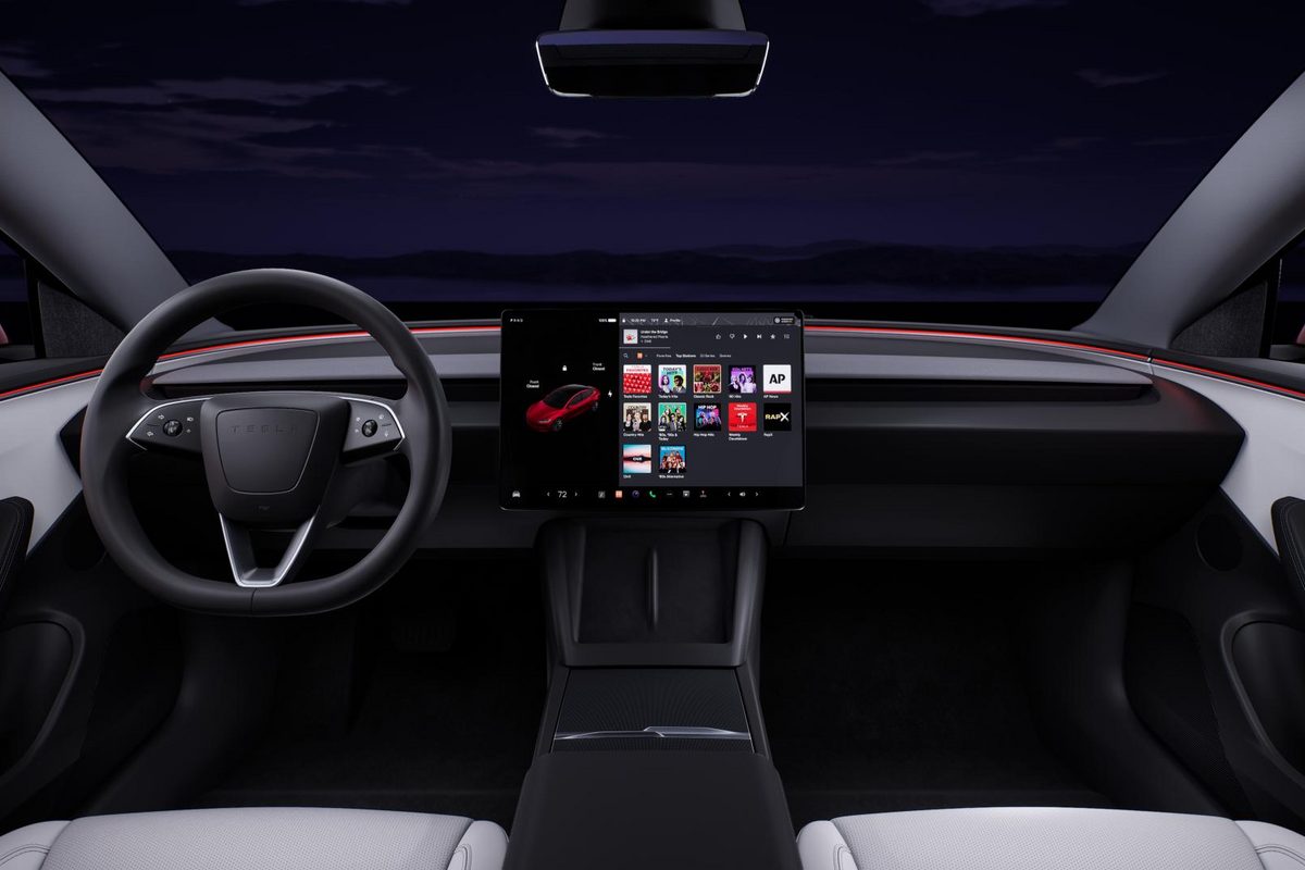 Grok llega a los Tesla Model 3 y Model Y en Chile
